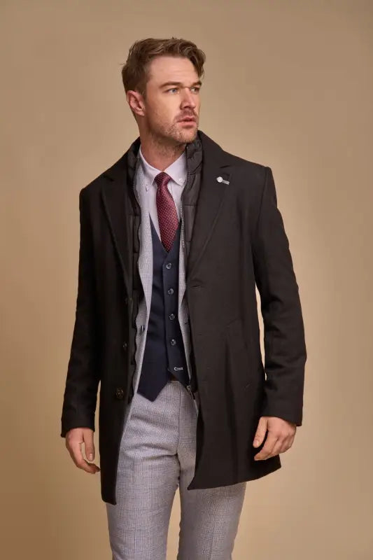 Cavani Sanford Mantel - Black