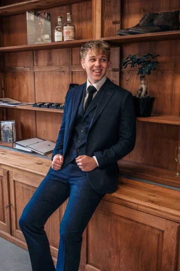 TAVERNY SUITS – Stilrena herrkostymer