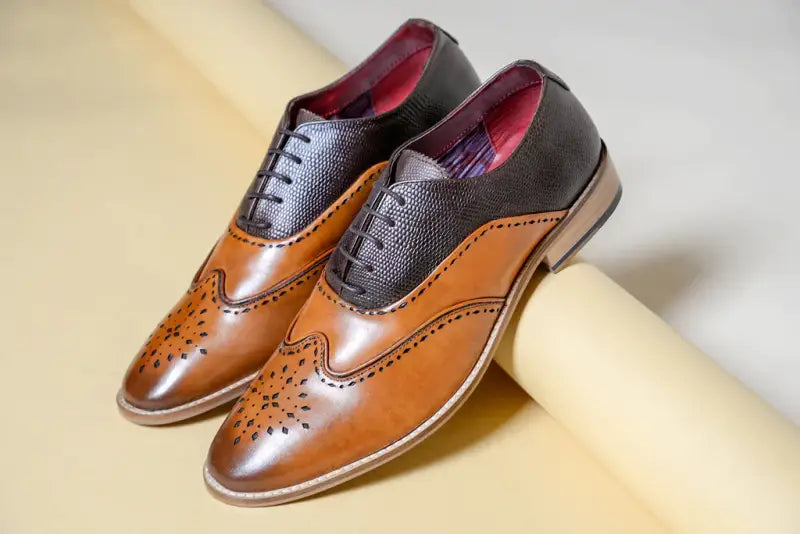 Bruna läderskor Marc Darcy Ryan - Wingtip brogue - schoenen