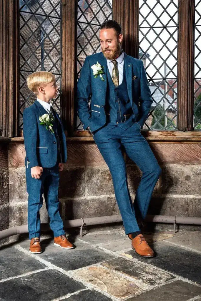 Inspiration med blåa bröllopskostymer: 7 exempel